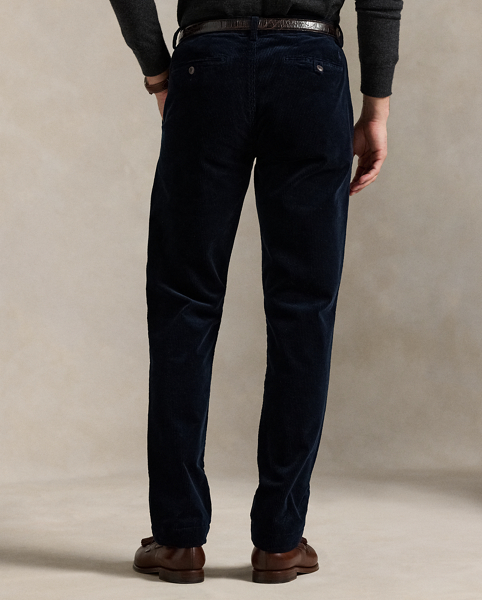 Made with soft cotton and a hint of stretch, these trousers are a modern take on classic corduroy.