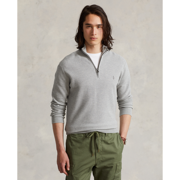 We have re-interpreted our iconic mesh fabric with combed cotton yarn to create this lightweight jumper.