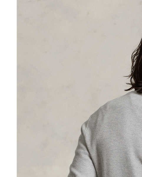 We have re-interpreted our iconic mesh fabric with combed cotton yarn to create this lightweight jumper.