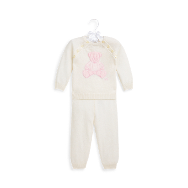 Conjunto camisola de caxemira e calças