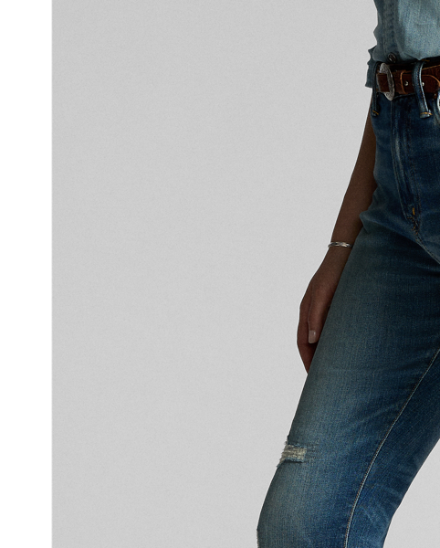 Bootcut jeans made with 11.75 oz. denim. 3x1 right-hand twill is woven with extra stretch. Repaired. Sanforized to minimise shrinkage.