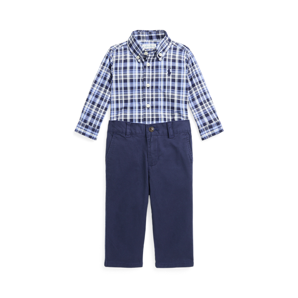 Conjunto de camisa xadrez e calças