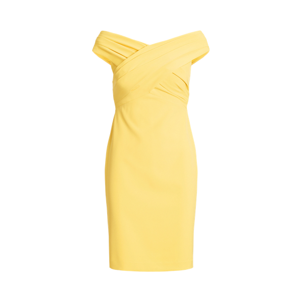 Vestido de cocktail com cinto e sem ombros em crepe