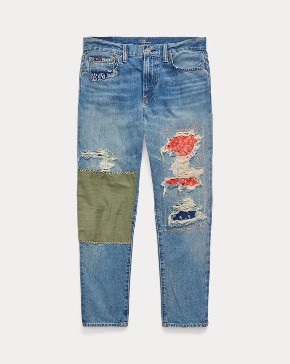 Le jean slim fuselé à motif patchwork