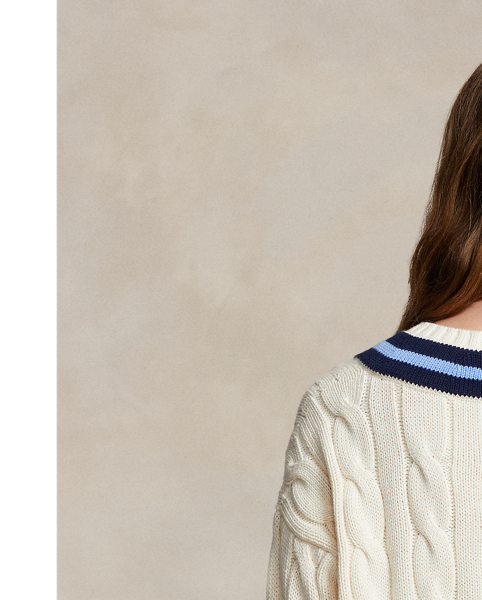 Crafted with chunky cotton yarn, the classic cricket jumper gets a Polo update with our signature cable-knit construction and a boxy silhouette.