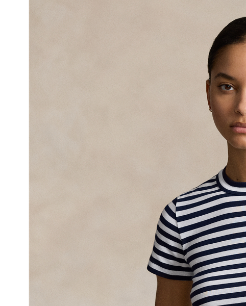 This striped cotton T-shirt merges a rib-knit construction with a slim, body-skimming fit.