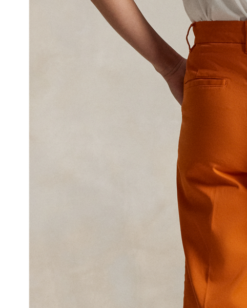 Cut in a wide-leg, cropped silhouette, these lightweight stretch-cotton twill trousers feature creases along the front and back leg.
