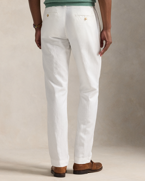 These lightweight trousers are made with a linen-cotton blend and embroidered with our iconic Pony for a signature finish.