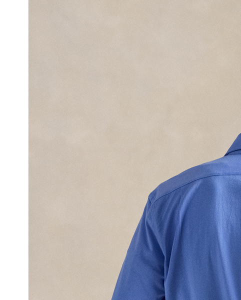 This layer combines the polished look of our signature spread-collar shirt with soft cotton jersey.