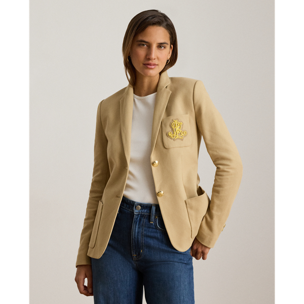 This chic jacquard blazer embodies Lauren style with a signature bullion patch on the chest and luxurious crest-embossed buttons.
