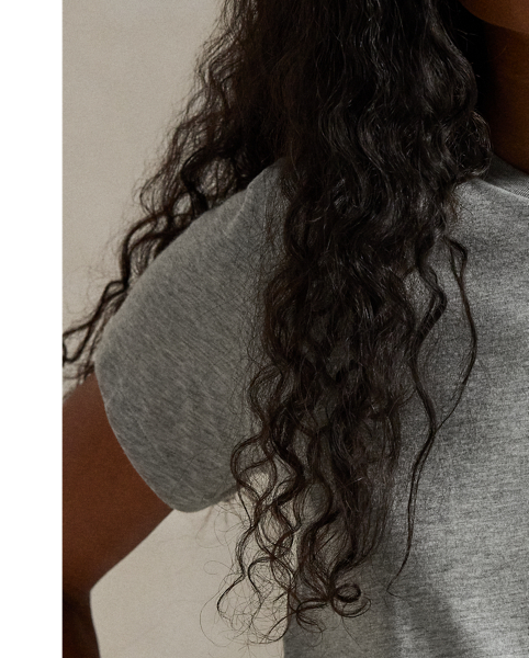 Cut for a straight fit, this cotton jersey crewneck tee has been washed for added softness and finished with our signature embroidered Pony.