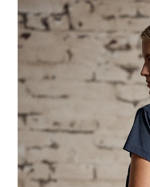 Our iconic branded T-shirt made with cotton jersey. "RRL" printed on the front.