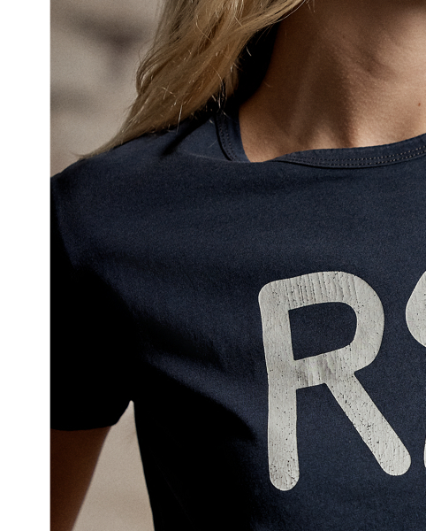 Our iconic branded T-shirt made with cotton jersey. "RRL" printed on the front.