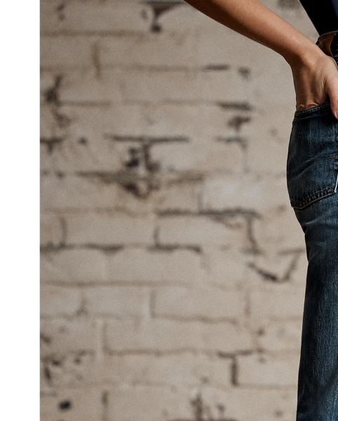 High-rise, straight-fitting jeans made with 10 oz. cotton-and-lyocell blended denim. Button-fly construction. '40s-inspired wash. Sanforized to minimise shrinkage. Dyed with indigo.