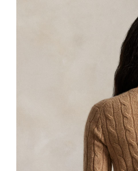 This slim-fitting crewneck cardigan is made from chunky cashmere yarn in our iconic cable-knit construction.