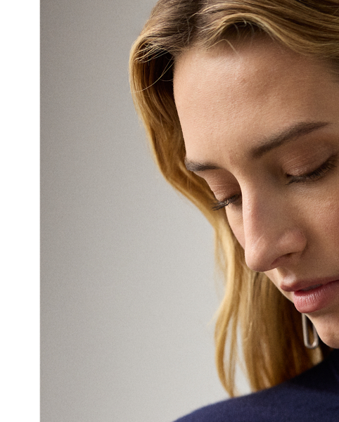 Our featherweight Cradle to Cradle Certified (C2C Certified) Gold Roll Neck Jumper is knit with fine cashmere fibres sourced in Italy, dyed in rich hues and features a re-imagined cotton signature label. C2C certification is the global standard for products that are safe and circular.  Ralph Lauren Lauren partnered with an independent assessment body to ensure that every component of this jumper meets the C2C Certified Product Standards set by the Cradle to Cradle Products Innovation Institute (C2CPII).