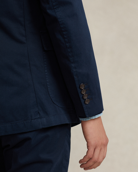 Our Polo Soft blazer puts a modern spin on classic preppy style with a natural shoulder, slightly structured chest and partial lining. This version is crafted from a custom stretch chino cloth and garment-dyed to create a relaxed look.