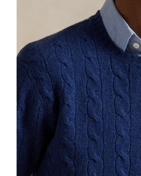This interpretation of our iconic cable-knit jumper is crafted with Italian wool yarn that’s spun with cashmere.