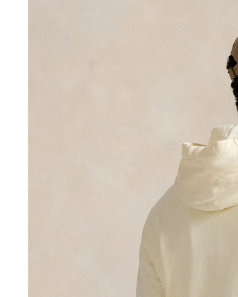 Crafted from loopback cotton, which is lighter in weight than our RL Fleece, this hoodie is specially washed for a vintage-inspired look and features a soft terry-like interior. It's detailed with our signature embroidered Pony on the chest.