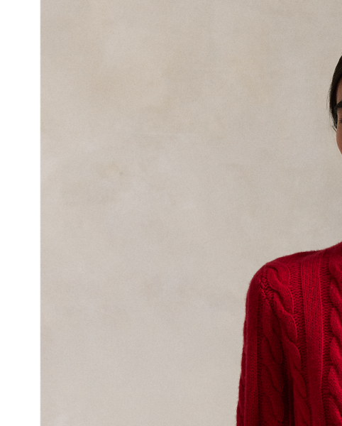 This unisex version of our iconic cable-knit roll neck jumper is knit with an Italian wool yarn that’s spun with a hint of cashmere.