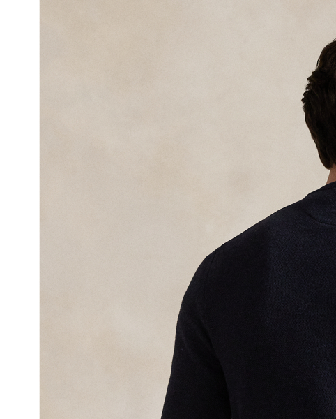 This lightweight jumper gets a tactile update with a mesh-knit construction and ultrasoft cotton.