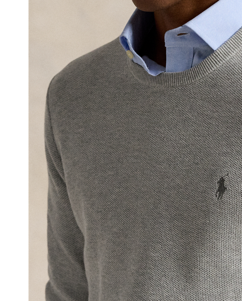 This lightweight jumper gets a tactile update with a mesh-knit construction and ultrasoft cotton.