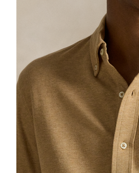 This version of our signature button-down is cut from an ultrathin layer of our most lightweight cotton mesh, making it the perfect shirt for transitional days or when you want a comfortable layer underneath jumpers or jackets.