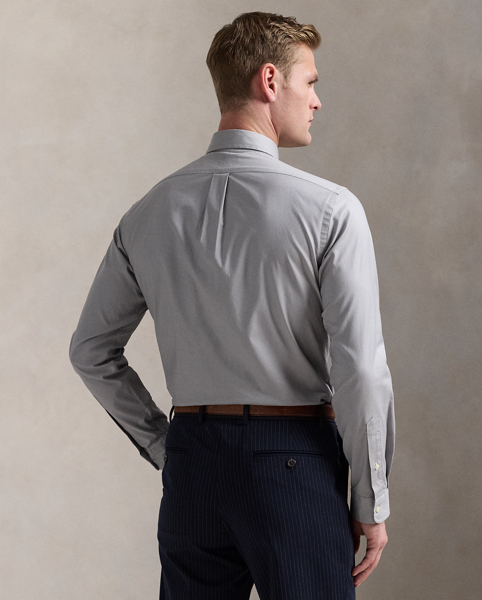 The oxford shirt made its debut very early in Ralph Lauren Lauren’s designs, and since then, it has solidified its status as a pillar of the Polo look. Today, Mr Lauren continues to create countless variations of his iconic shirt, including this pinpoint version, which is infused with extra stretch for added comfort.