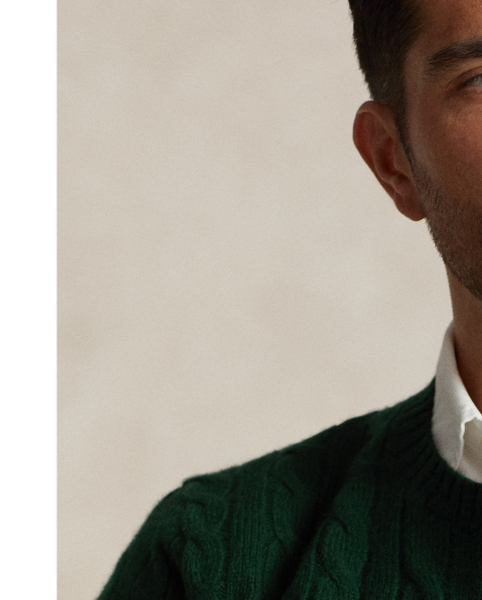 This Big & Tall version of our iconic cable-knit jumper is knit with Italian wool yarn that’s spun with a hint of cashmere.