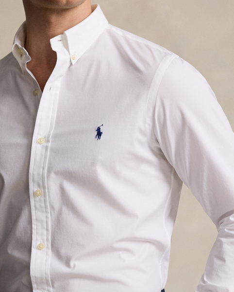 This shirt's poplin fabric combines soft, breathable cotton with extra stretch for added comfort.