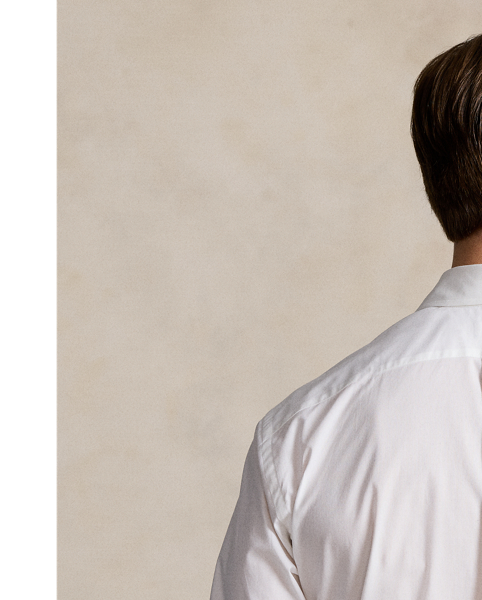 This Big & Tall shirt's poplin fabric combines soft, breathable cotton with extra stretch for added comfort.