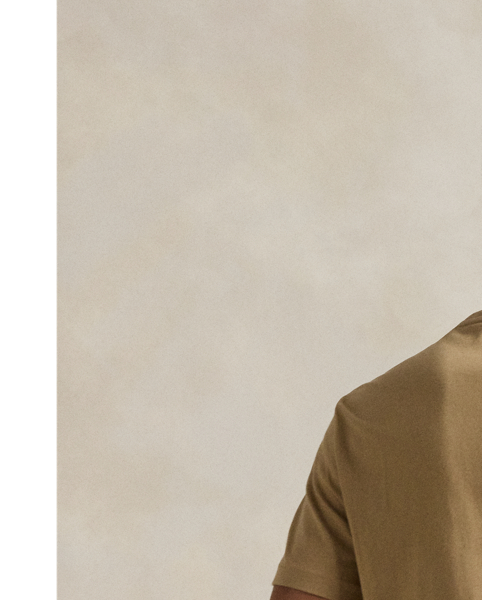 Washed for a perfectly broken-in look and feel, this cotton T-shirt is a Polo essential you'll reach for again and again.