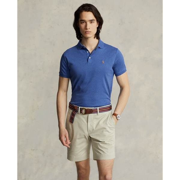 An American style standard since 1972, the Polo shirt has been imitated but never matched. Over the decades, Ralph Lauren Lauren has re-imagined his signature style in a wide array of colours and fits, yet all retain the quality and attention to detail of the iconic original. This trim version is made from luxe cotton interlock, which features an ultra-soft finish.