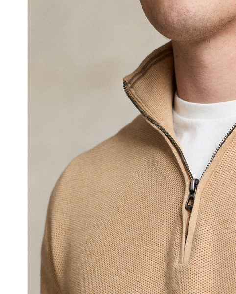 We have re-interpreted our iconic mesh fabric with combed cotton yarn to create this lightweight jumper.