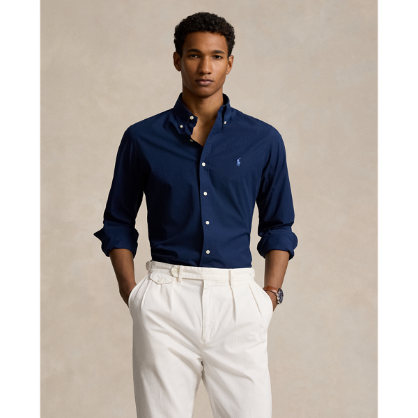 This shirt's poplin combines soft, breathable cotton with extra stretch for added comfort.
