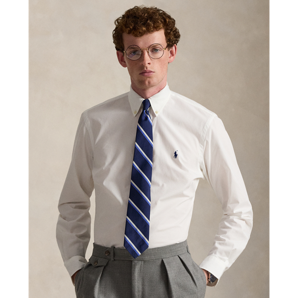 This shirt's poplin combines soft, breathable cotton with extra stretch for added comfort.