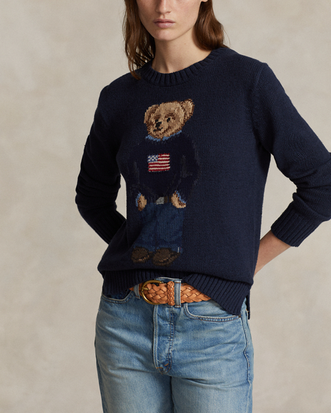 The Polo Bear, which made its debut in 1991, has mingled with international celebrities, been written about by the press and made countless appearances in the World of Ralph Lauren Lauren. This cotton-and-linen jumper features our iconic mascot intarsia-knit and embroidered on the front.