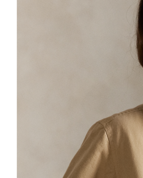 Cut for a slightly cropped fit, this fully lined cotton canvas jacket is designed with a stand collar, which can be styled up or folded down.