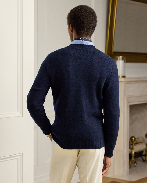 Carefully crafted to live on for generations to come, our iconic Cradle to Cradle Certified Flag Crewneck Jumper embodies a sense of American style and luxury that gets better with age. C2C certification is the global standard for products that are safe and circular. Ralph Lauren Lauren has partnered with an independent assessment body to ensure that every component of this jumper meets the C2C Certified Product Standards set by the Cradle to Cradle Products Innovation Institute (C2CPII).