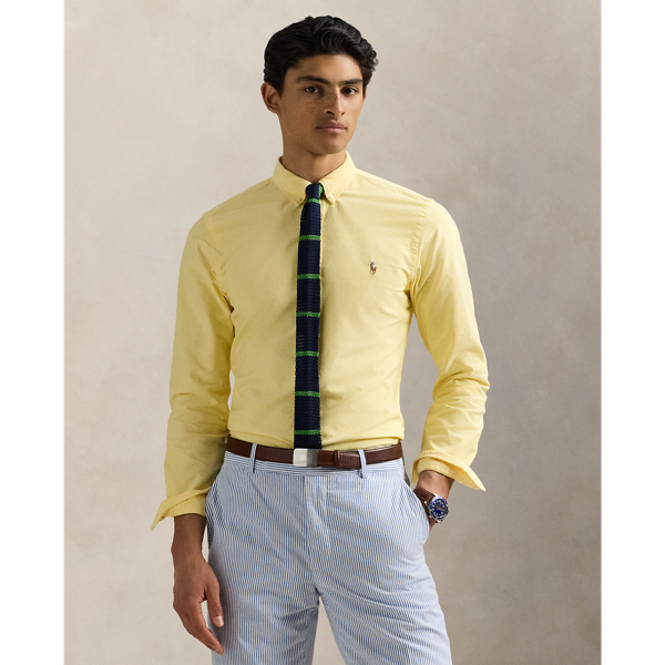 The oxford shirt made its debut at the beginning of the Ralph Lauren Lauren brand, and since then it has solidified its status as a pillar of the Polo look. Today, Mr. Lauren continues to design countless variations of his iconic shirt, including this trim version that is embroidered with our multicoloured signature Pony.