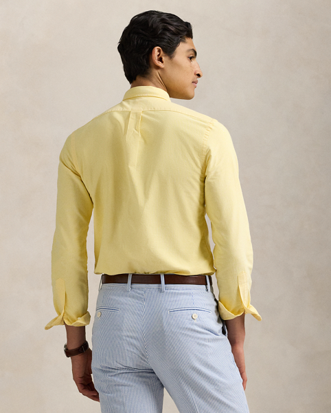 The oxford shirt made its debut at the beginning of the Ralph Lauren Lauren brand, and since then it has solidified its status as a pillar of the Polo look. Today, Mr. Lauren continues to design countless variations of his iconic shirt, including this trim version that is embroidered with our multicoloured signature Pony.