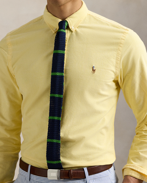The oxford shirt made its debut at the beginning of the Ralph Lauren Lauren brand, and since then it has solidified its status as a pillar of the Polo look. Today, Mr. Lauren continues to design countless variations of his iconic shirt, including this trim version that is embroidered with our multicoloured signature Pony.