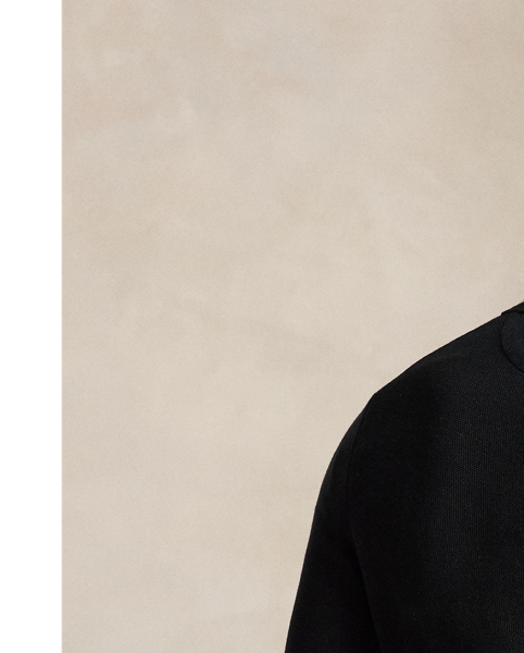 This lightweight jumper gets a tactile update with a mesh-knit construction and ultrasoft cotton.