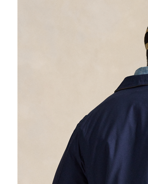 This lightweight Big & Tall jacket is designed with a bi-swing construction, ensuring ease of movement.