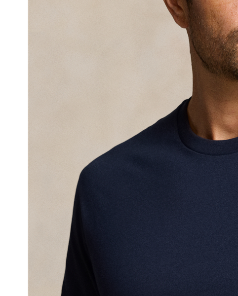 A tried-and-true essential, this lightweight Big & Tall T-shirt combines soft cotton jersey with our signature embroidered pony.