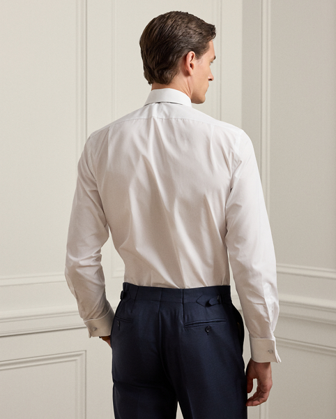 Made in Italy, this shirt exemplifies Purple Label's dedication to superior materials through its 120s-quality, two-ply cotton poplin. The immaculate tailoring is enhanced by genuine mother-of-pearl buttons, creating an elevated essential that showcases impeccable crafting.