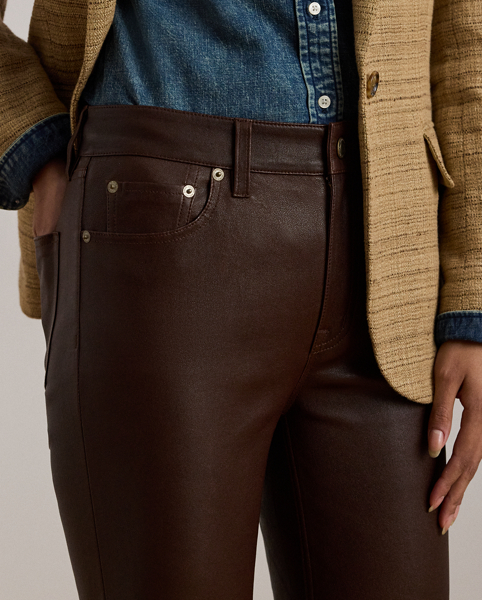 Crafted with sumptuous lambskin leather enhanced with a special stretch-infused backing, these straight ankle trousers are cut for a flattering high-rise silhouette.