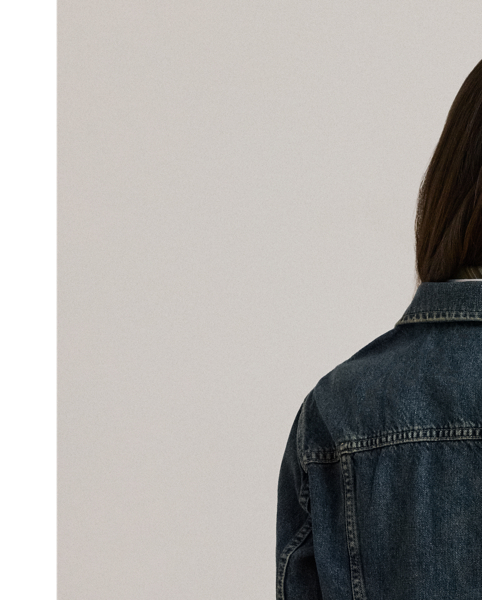 An enduring wardrobe staple, this trucker jacket is crafted with comfortable right-hand-twill denim for vintage-inspired appeal.