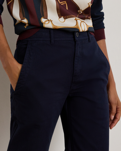 An enduring staple that can be dressed up or down, these garment-dyed cotton twill trousers are cut for a wide-leg silhouette to create a leg-elongating effect.