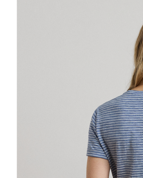 Featuring slender, horizontal stripes, this relaxed-fitting pocket tee is made with soft slub jersey for subtle texture. An "LRL"-embroidered logo on the hem adds a signature finish.